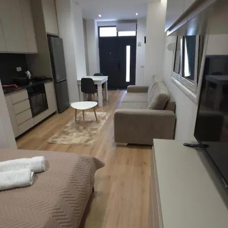 Apartment Center Barrikada Tirana